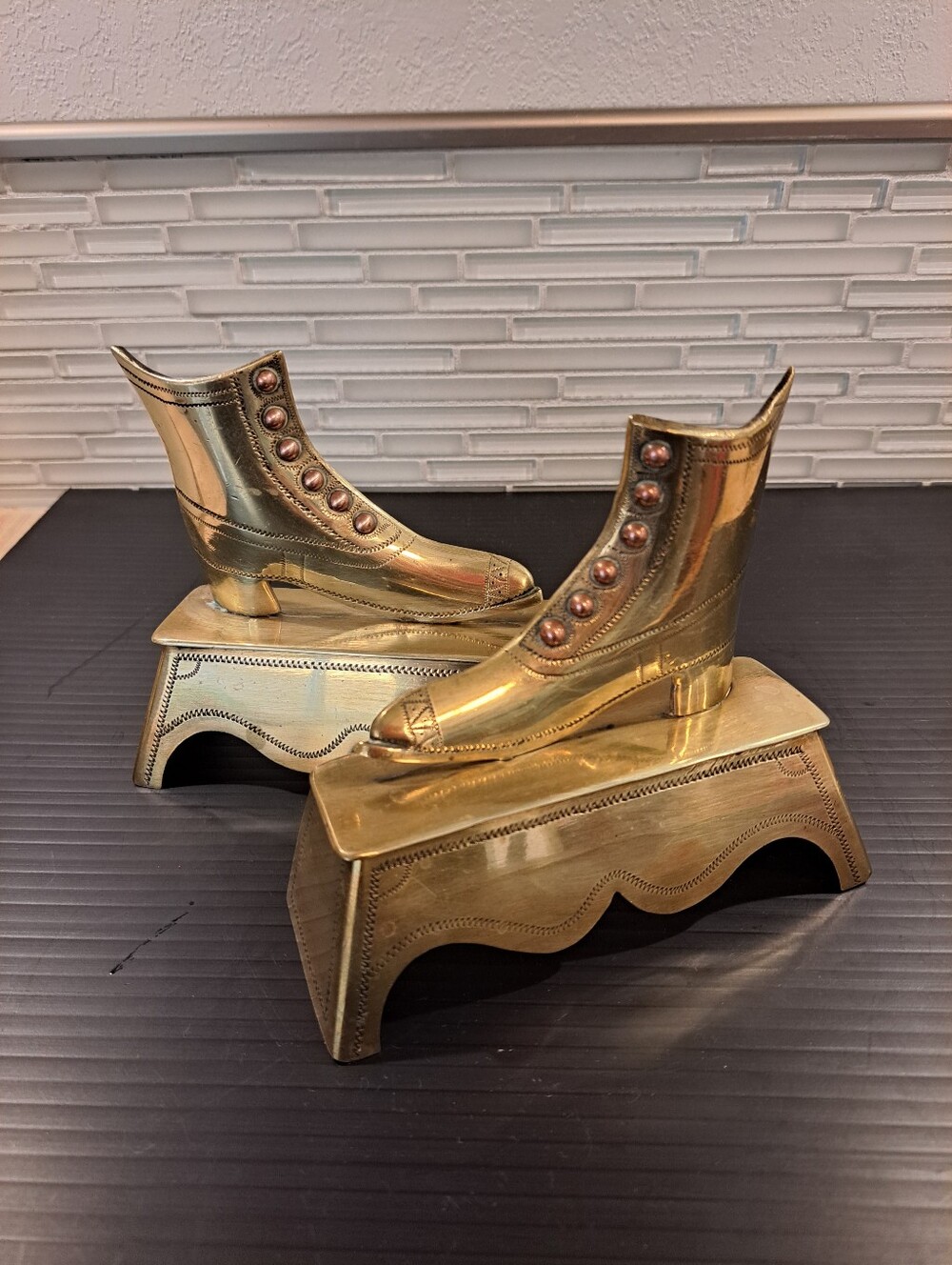Antique Vtg Victorian Pair Engraved Boot/Shoe Mantelpiece Ornaments Paperweight